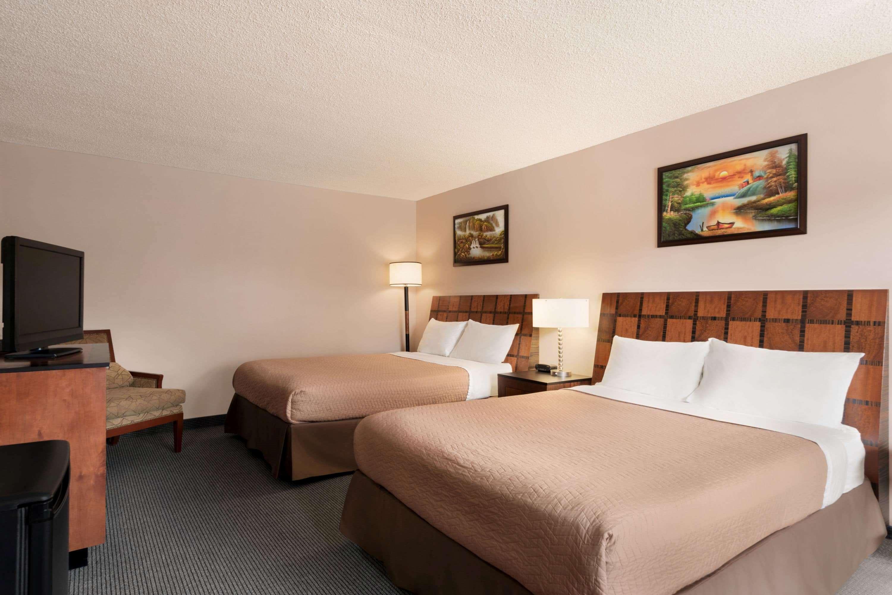 Travelodge By Wyndham Swift Current Esterno foto