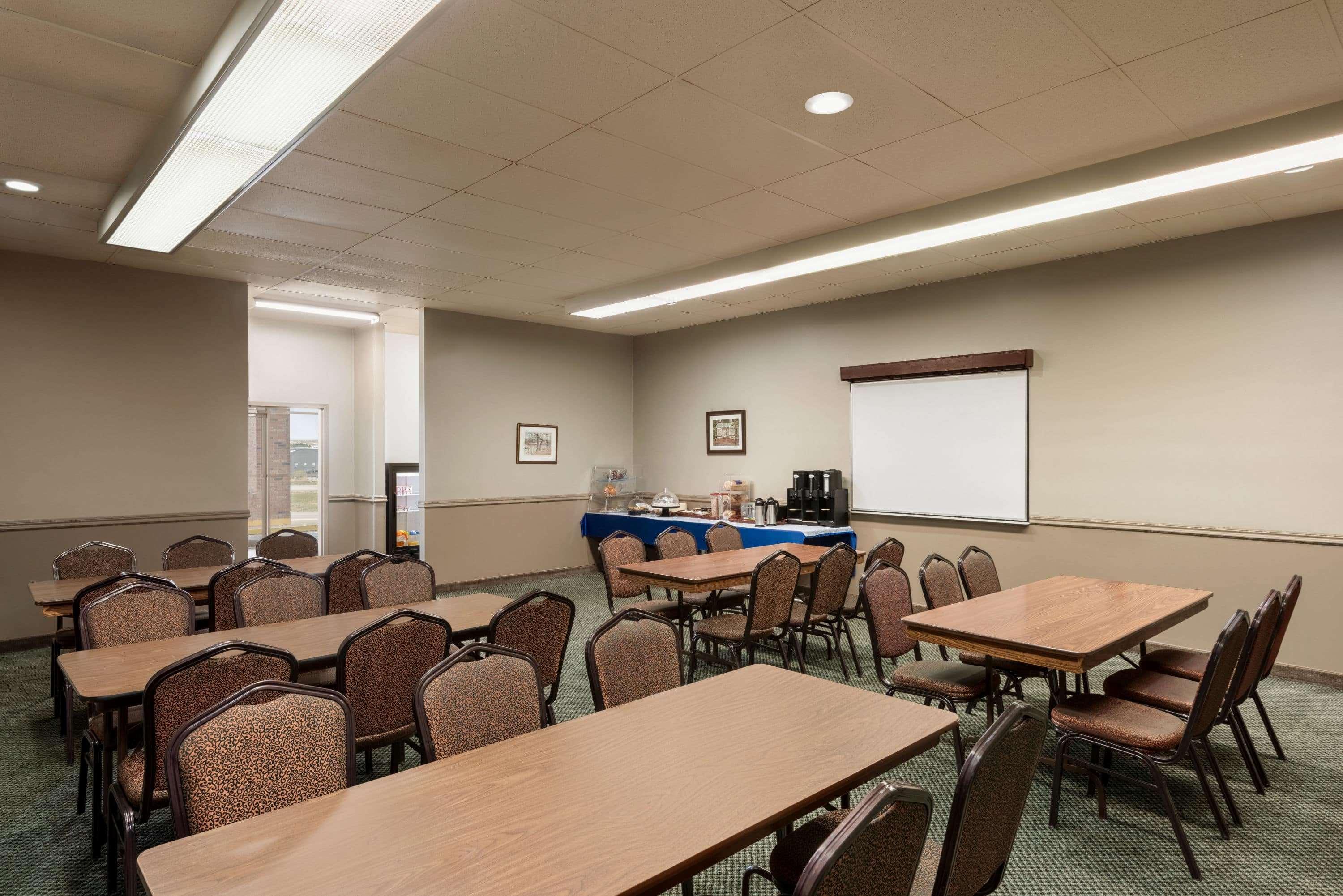 Travelodge By Wyndham Swift Current Esterno foto