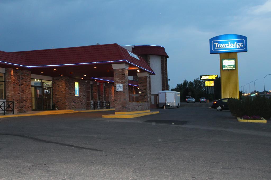 Travelodge By Wyndham Swift Current Esterno foto
